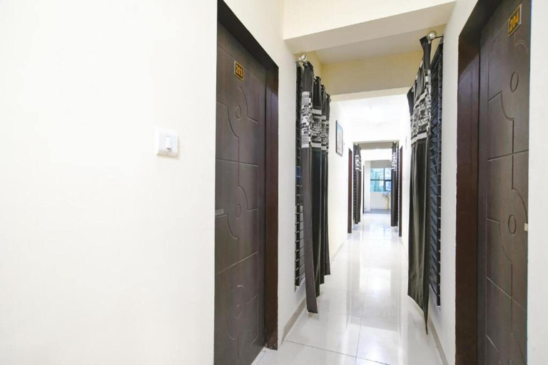 Others 5, Fabexpress Golden Villa, Indore