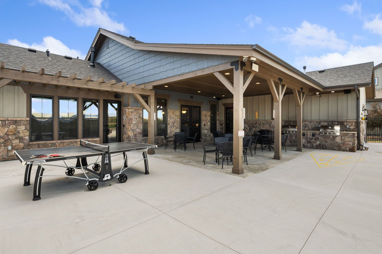 Exterior & Views 2, The Highland Retreat - Gym, Sauna, Pool & Spa, Larimer
