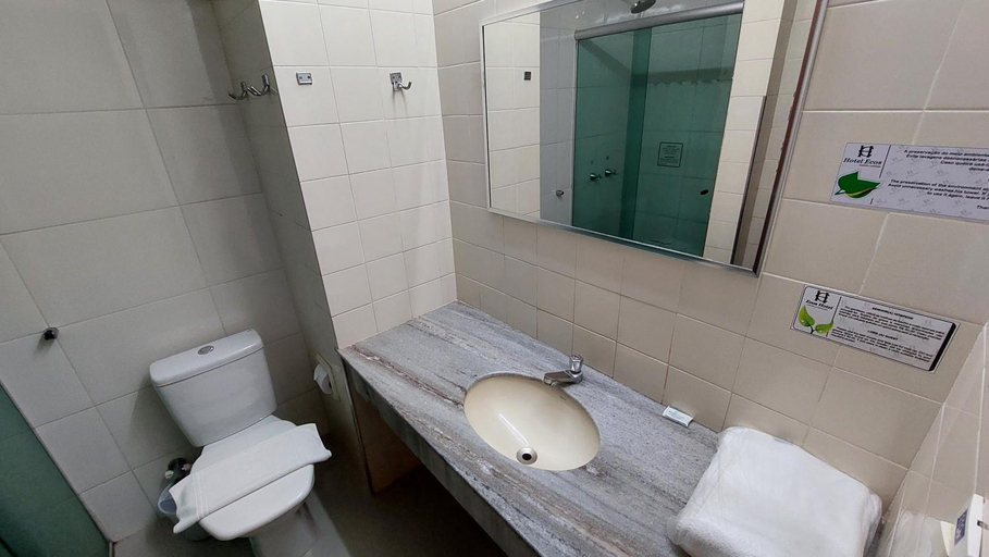 Bathroom 3, Ecos Hotel Tourist, Rolim de Moura