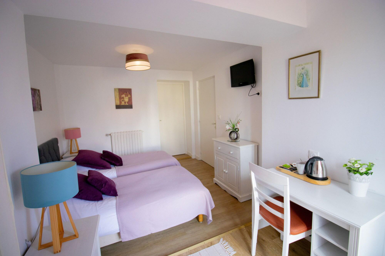 Room 5, Villa Port Winston B&B, Calvados