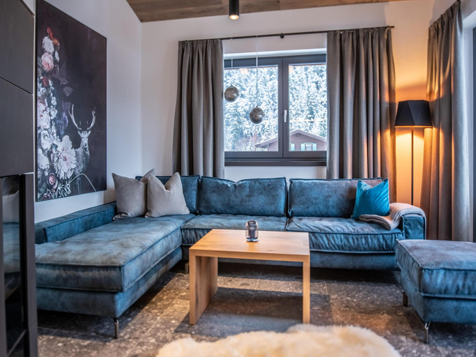Others 5, Chalet in Pinzgau near Ski Slopes Sauna, Zell am See