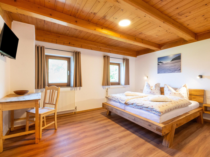 Bedroom 2, Farmhouse in Wildkogel near Ski Slopes, Zell am See