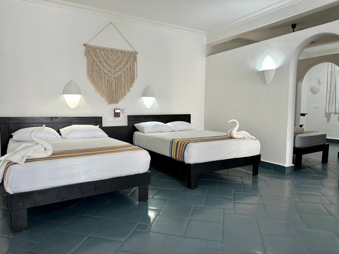 Bedroom 2, Hotel Plaza Nardos, Cozumel