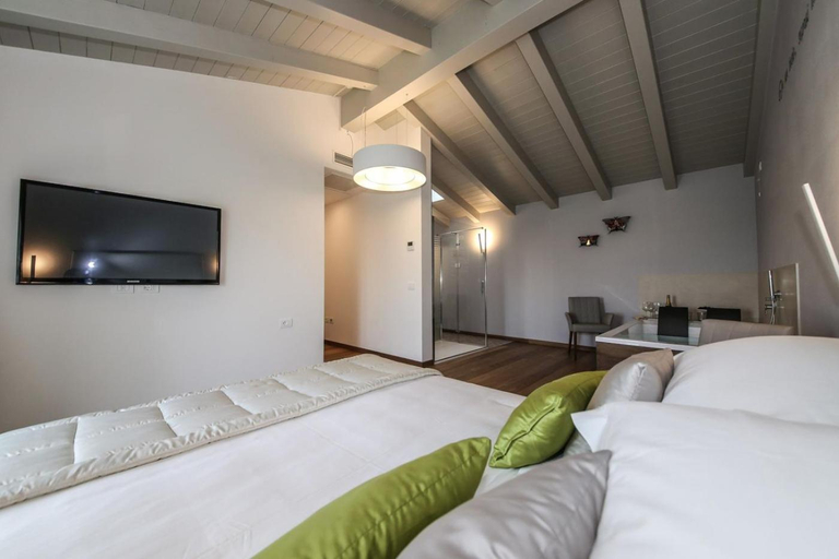 Bedroom 2, K-Farm, Vicenza