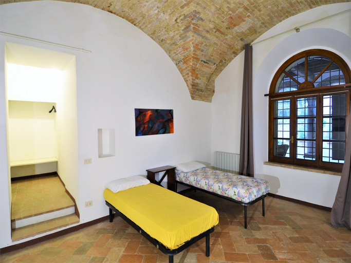 Others 2, Apartment in Umbria with shared pool, Perugia