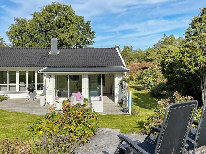 Exterior 3, 4 Star Holiday Home in Nosund, Orust