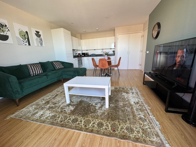 Others 4, Modern Apartment Euston-Camden, London