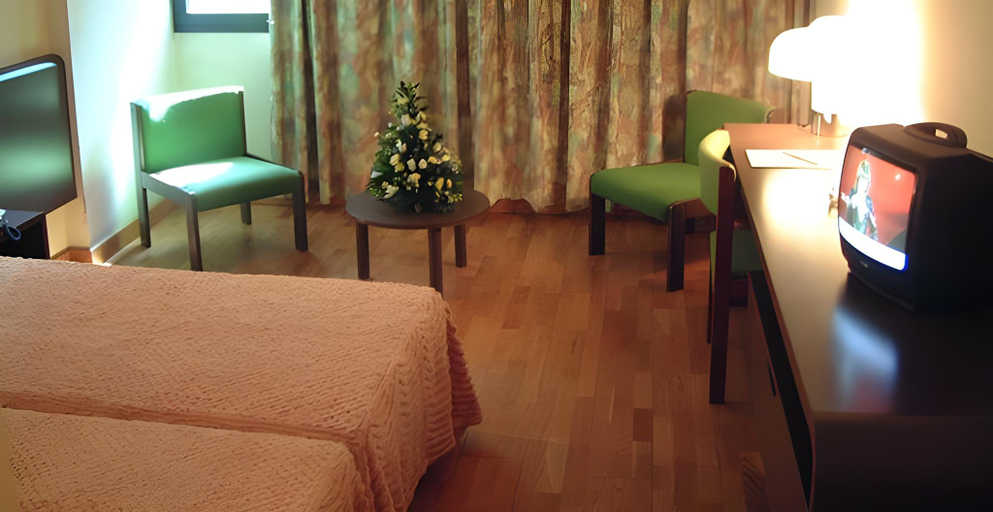 Bedroom 3, Sant Eloi