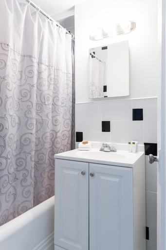 Bathroom 4, Notebook Miami Beach, Miami-Dade
