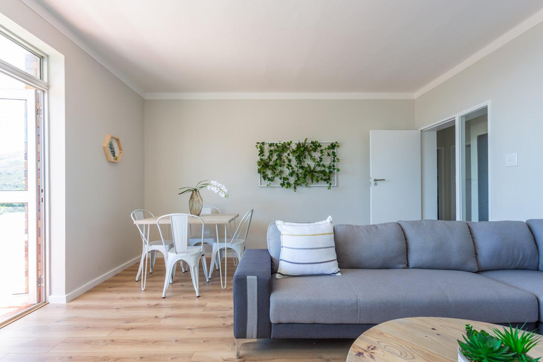Others 5, Woodlands Apartments, City of Cape Town