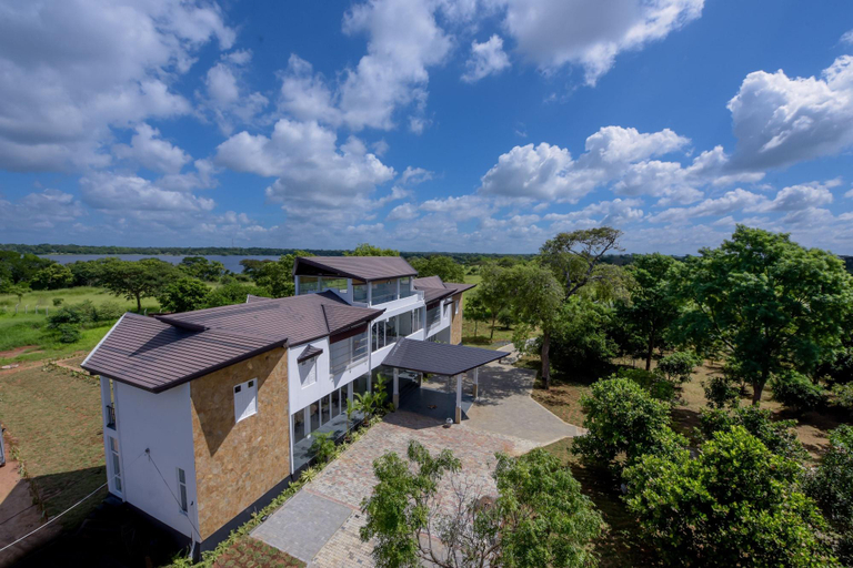 Exterior & Views 1, Subaseth Villa, N. Palatha Central
