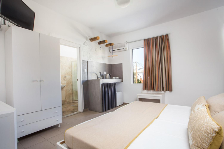 Facilities 3, Azure Haven, South Aegean