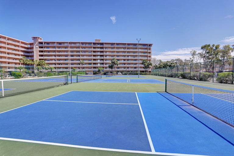 Exterior & Views 2, Bayshore Yacht & Tennis 806, Pinellas