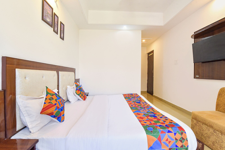Bedroom 2, Fabhotel Nakshatra Palace, Hardwar