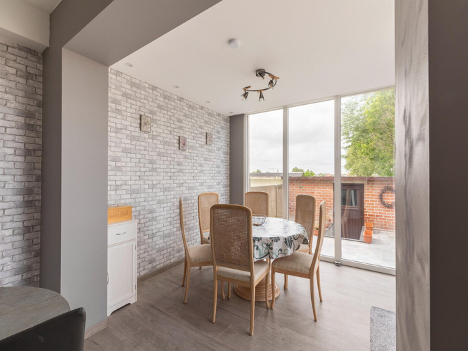 Others 5, Modern Villa w Private Yard, West-Vlaanderen