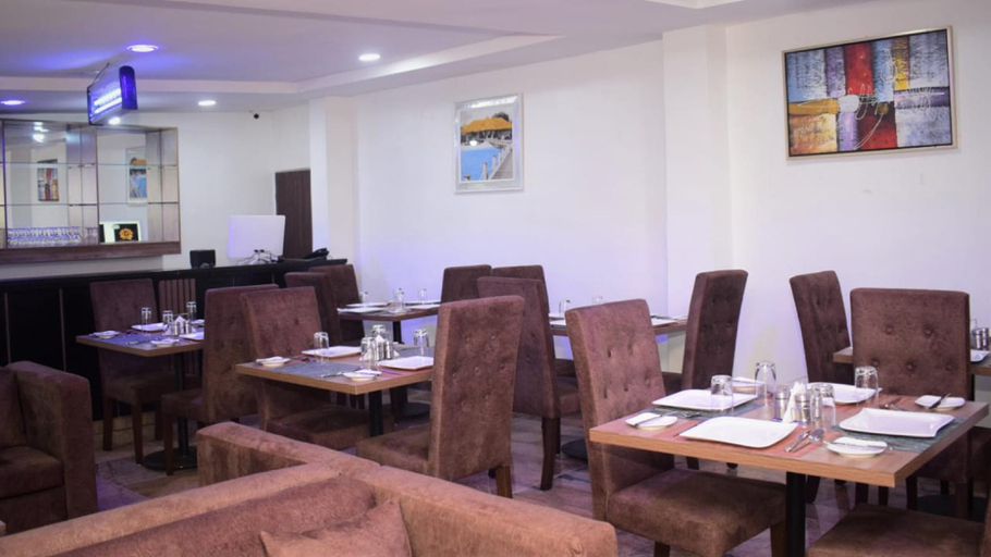 Food & Drinks 4, Bonphine Luxury suites Limited, AbujaMun