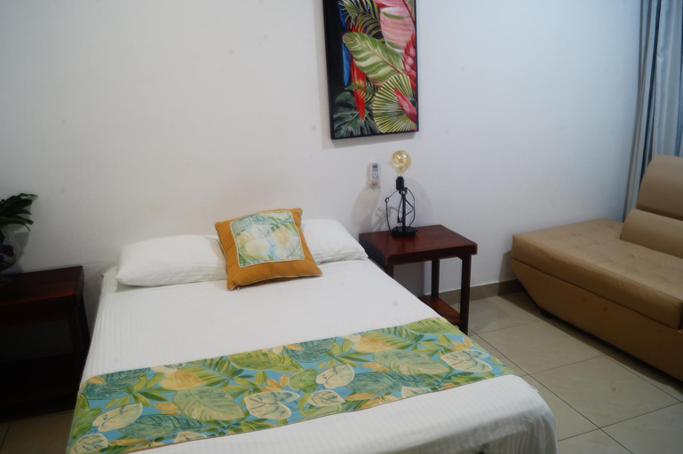 Bedroom, Sueno Tranquilo, Aguirre