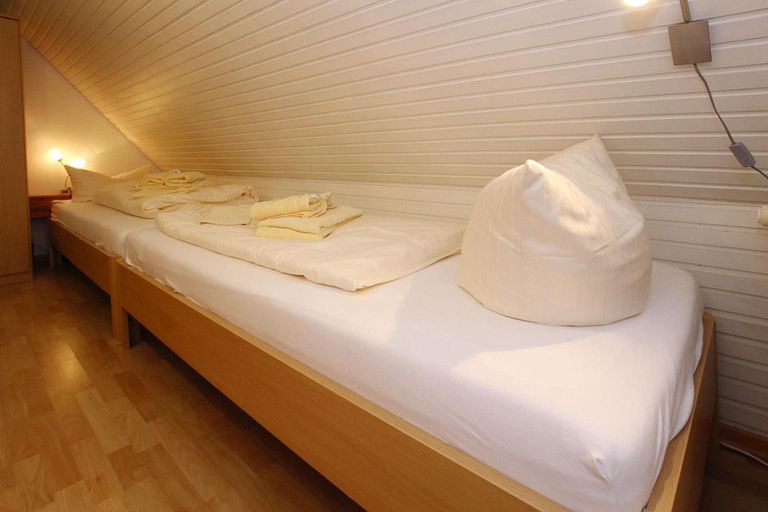 Bedroom 2, Ferienwohnung in Westerland auf Sylt, Nordfriesland