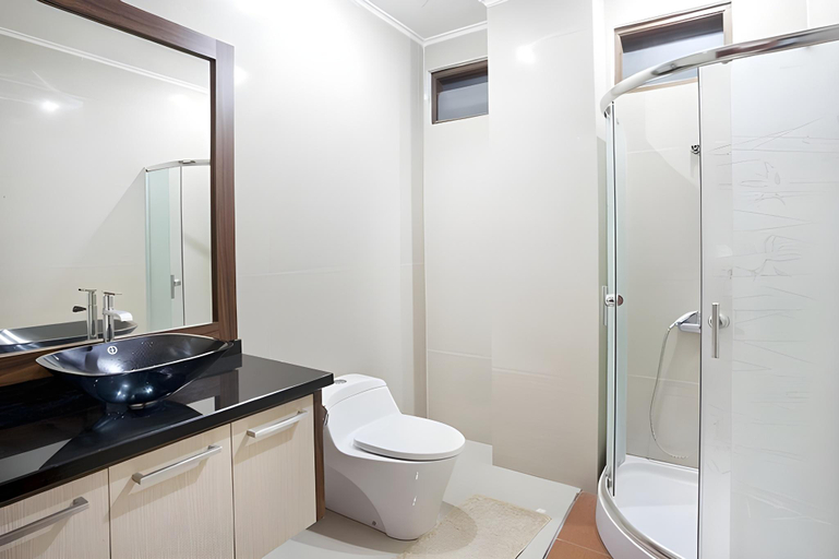 Bathroom 3, Puri Senggigi Hotel, Lombok