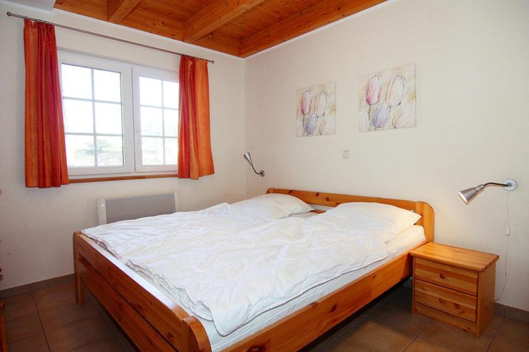 Bedroom 2, Doppelhaushalfte Bernsteinhaus I, Trassenheide, Vorpommern-Greifswald