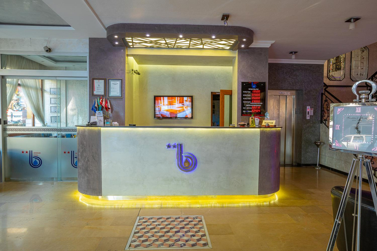 Public Area, Berrak Otel, Salihli