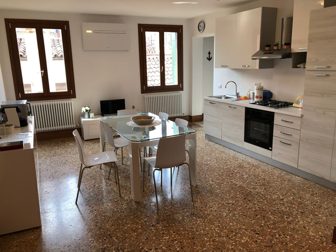 Others 5, CASA REGINI, Venezia