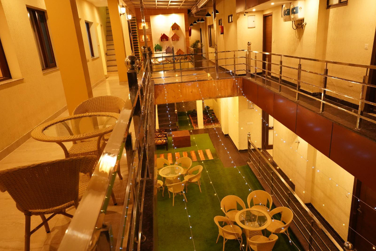Food & Drinks 2, Hotel La Hill Vista, Dehradun