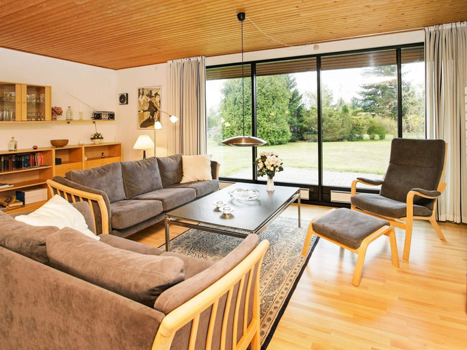 Others 5, 4 Person Holiday Home in Vaeggerlose, Guldborgsund