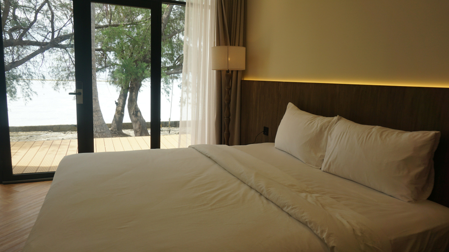 Nirva Ocean House, Serang