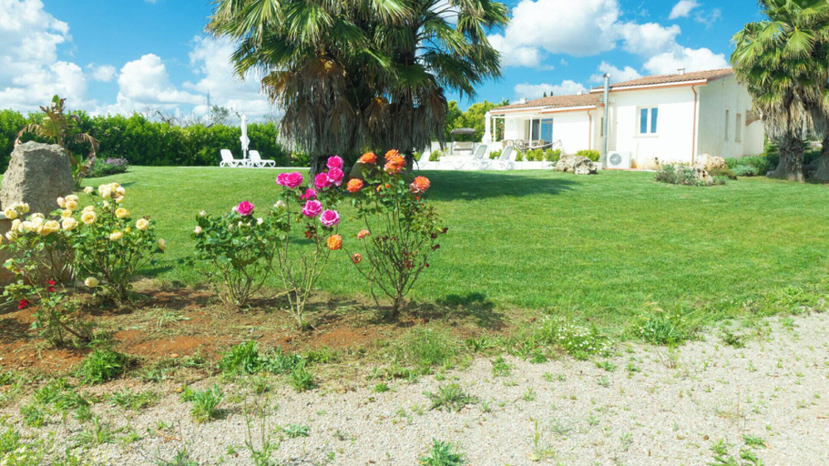 Others 5, Villa Menea con Piscina e SPA, Lecce