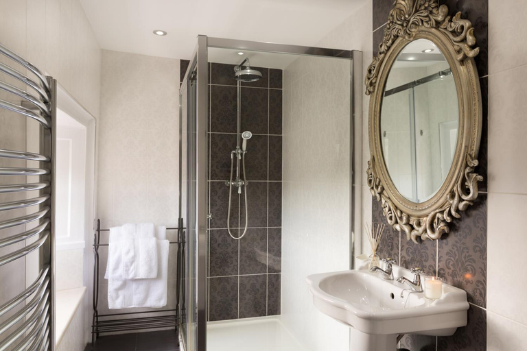 Bathroom 3, Warkworth House Hotel, Northumberland