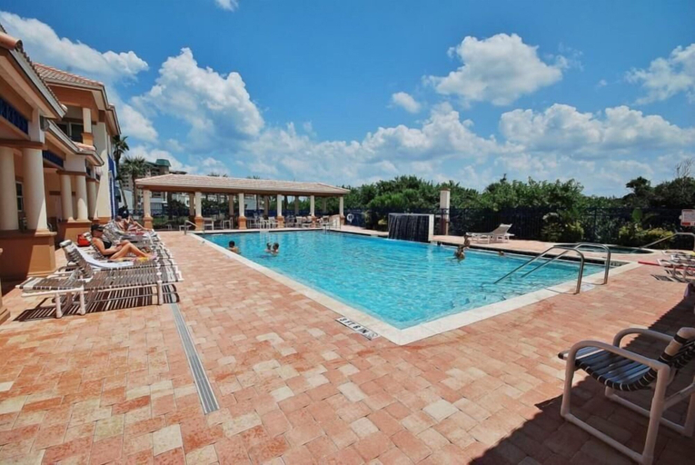 Sport & Beauty 5, Oceanwalk 9-506, Volusia