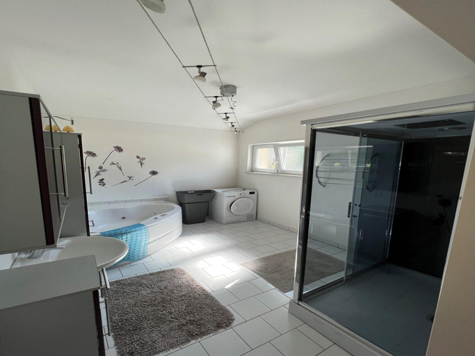 Others 3, Apartment in Mauerbach near Vienna with pool, Wien Umgebung