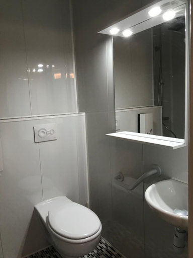 Others 4, Hôtel Le Rohu, Morbihan