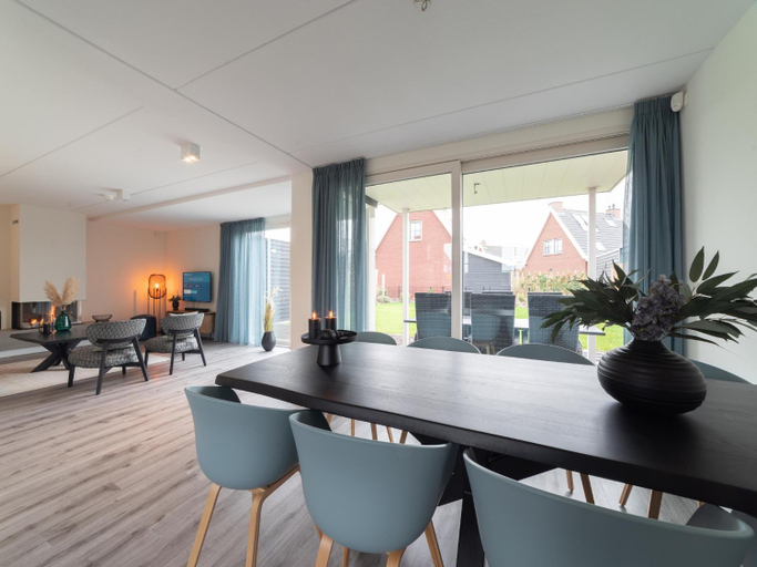Others 5, Villa in Colijnsplaat near the Sea, Noord-Beveland