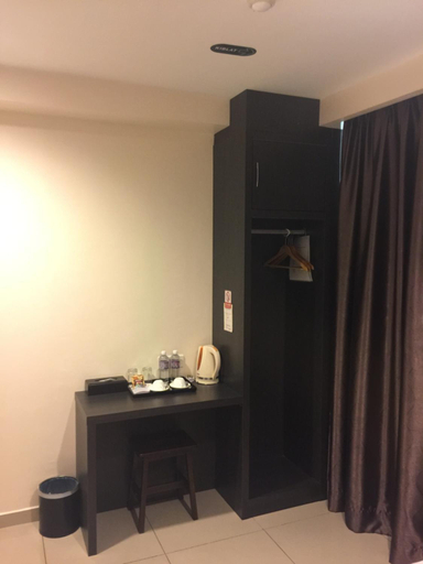 Others 3, Premierz Hotel, Labuan