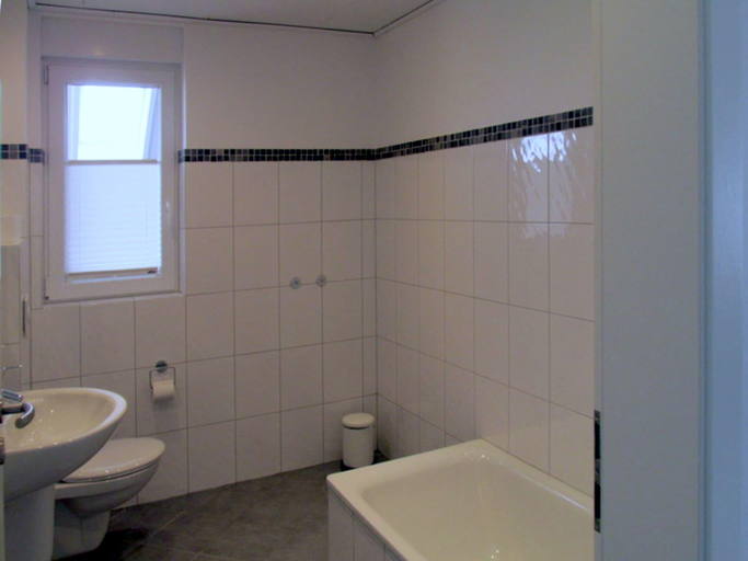 Bathroom 3, Ferienhaus mit drei Badern in Dornumersiel, Aurich