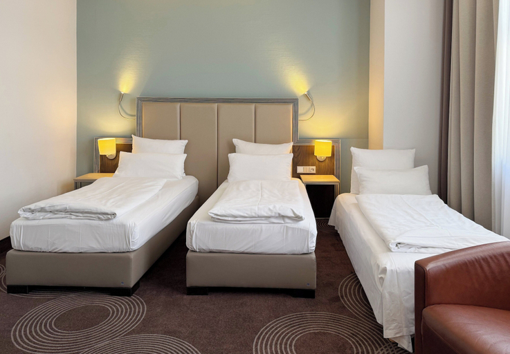 Bedroom 4, Garner Hotel Essen - Handelshof by IHG, Essen