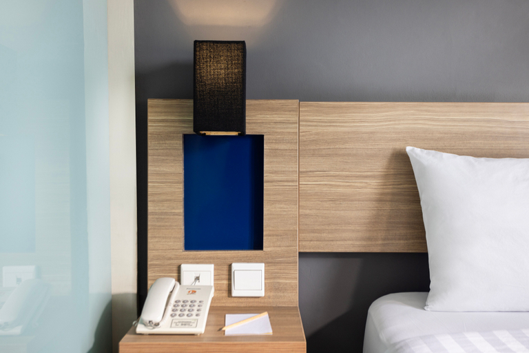 Arte Hotel Bandar Lampung Room Type - Superior Hollywood Room