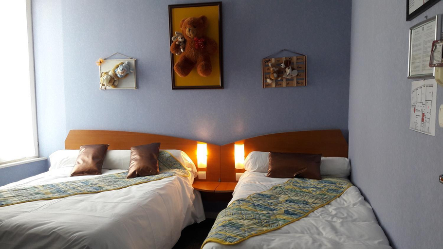 Others 3, Hotel Le Saint Georges, Cantal