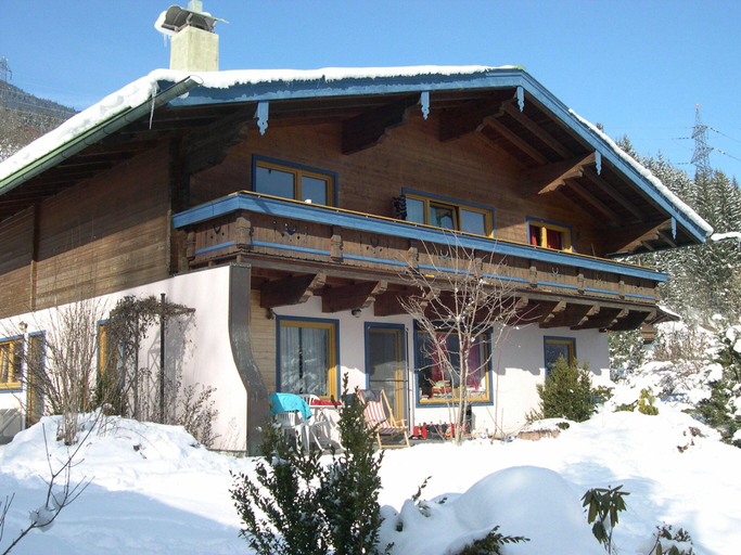 Others 3, Chalet in Neukirchen near Ski Lifts, Zell am See
