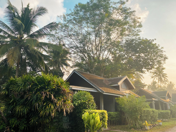 Others 5, Villa Varich, Muang Chumphon