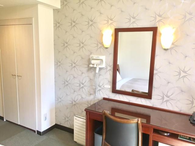 Bathroom 3, Kawasaki Hotel Park, Kawasaki