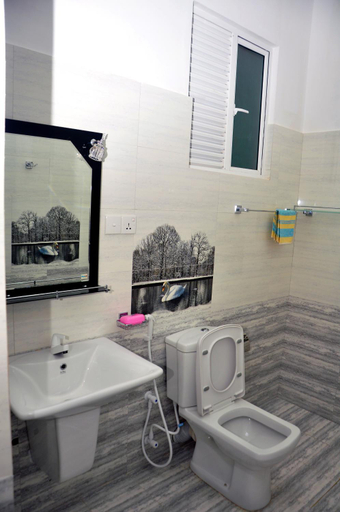 Bathroom 3, Hiru Resort Inn, Habaraduwa