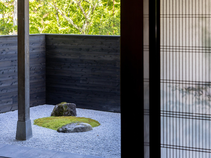 Food & Drinks 5, Hotarutei Villas, Yamanouchi