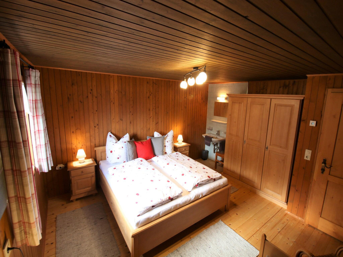 Others 4, Chalet in Vorarlberg near Ski Slopes, Bregenz