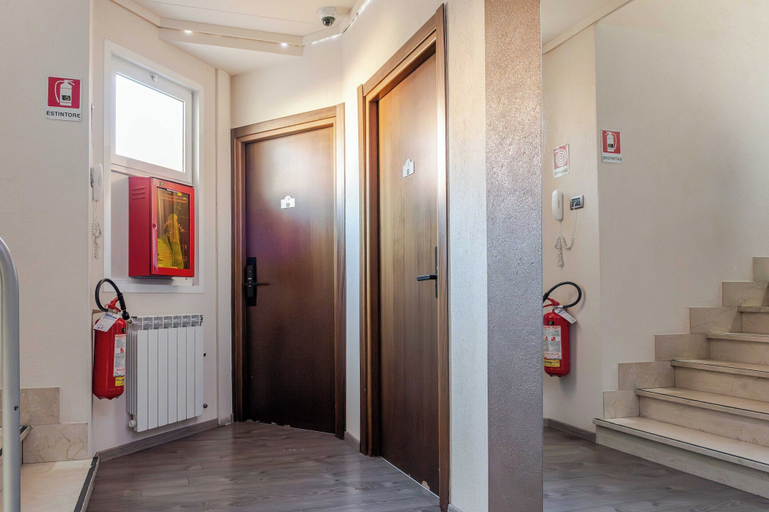 Interior 2, Hotel 3 Cozy and Authentic Stay in Ventimiglia, Imperia