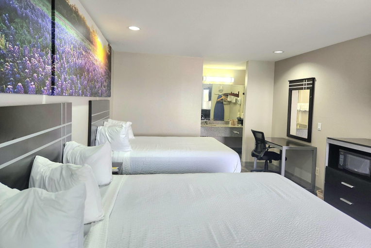 Bedroom 9