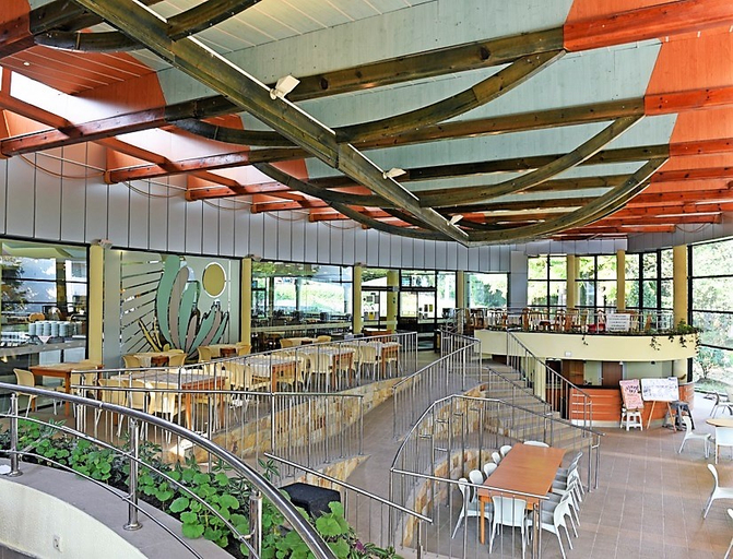 Restaurant 3, Magnolia, Balchik