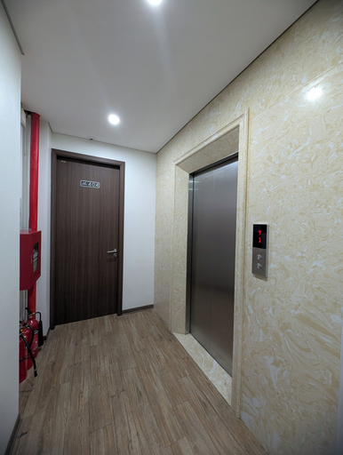 Others 4, Era Apartment Lac Long Quan, Tây Hồ